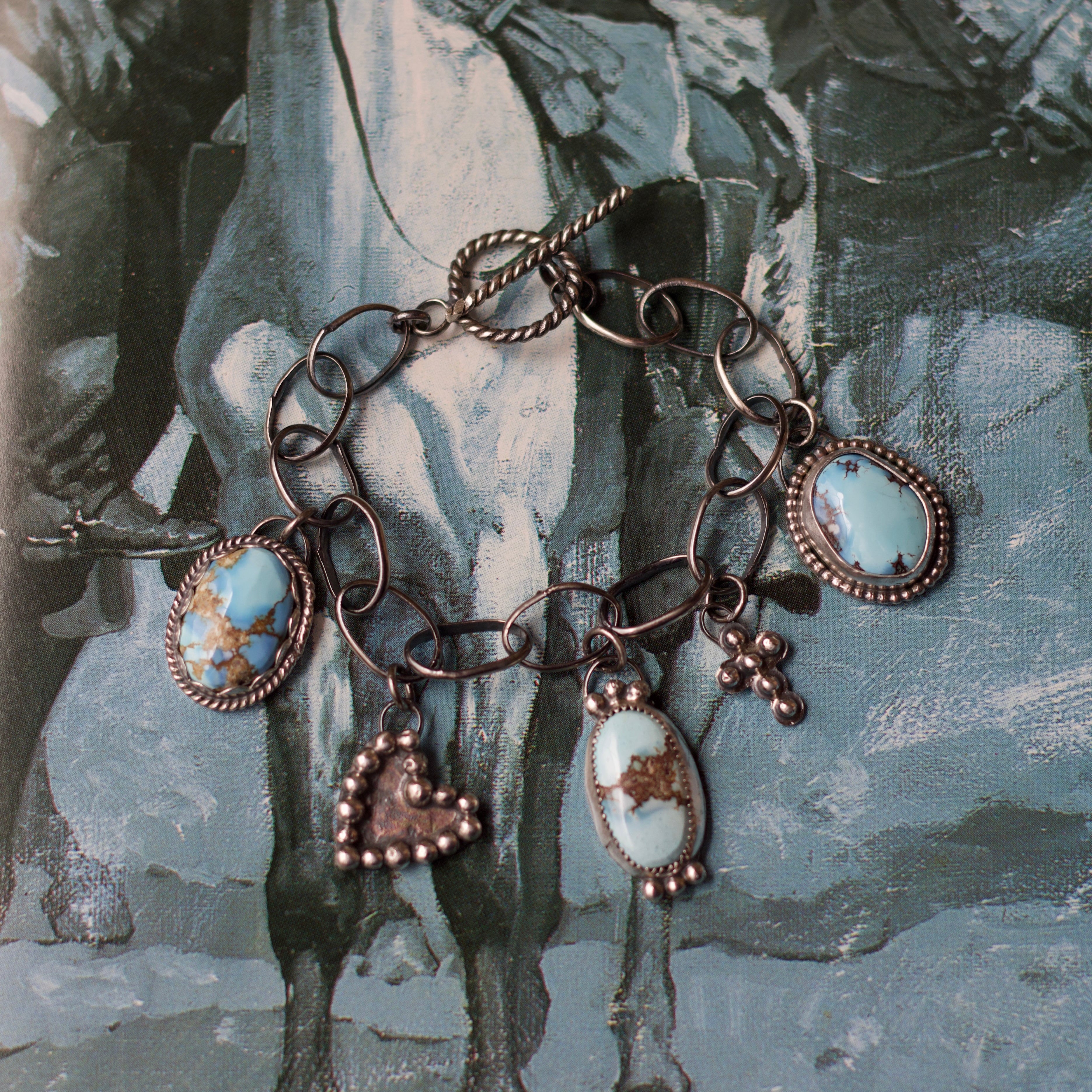 Golden Hills Charm Bracelet🩵